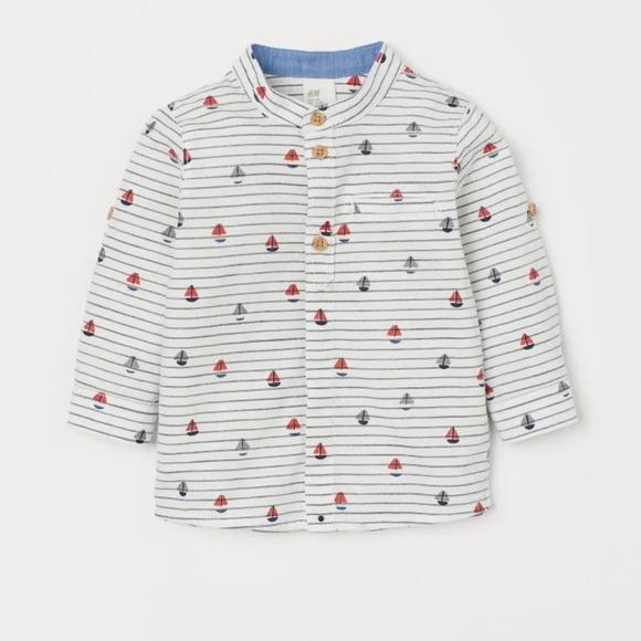 H&M Boy Button Down Shirt 12-18 Months Red Blue Boats Coastal Vintage Nautical - Picture 1 of 7